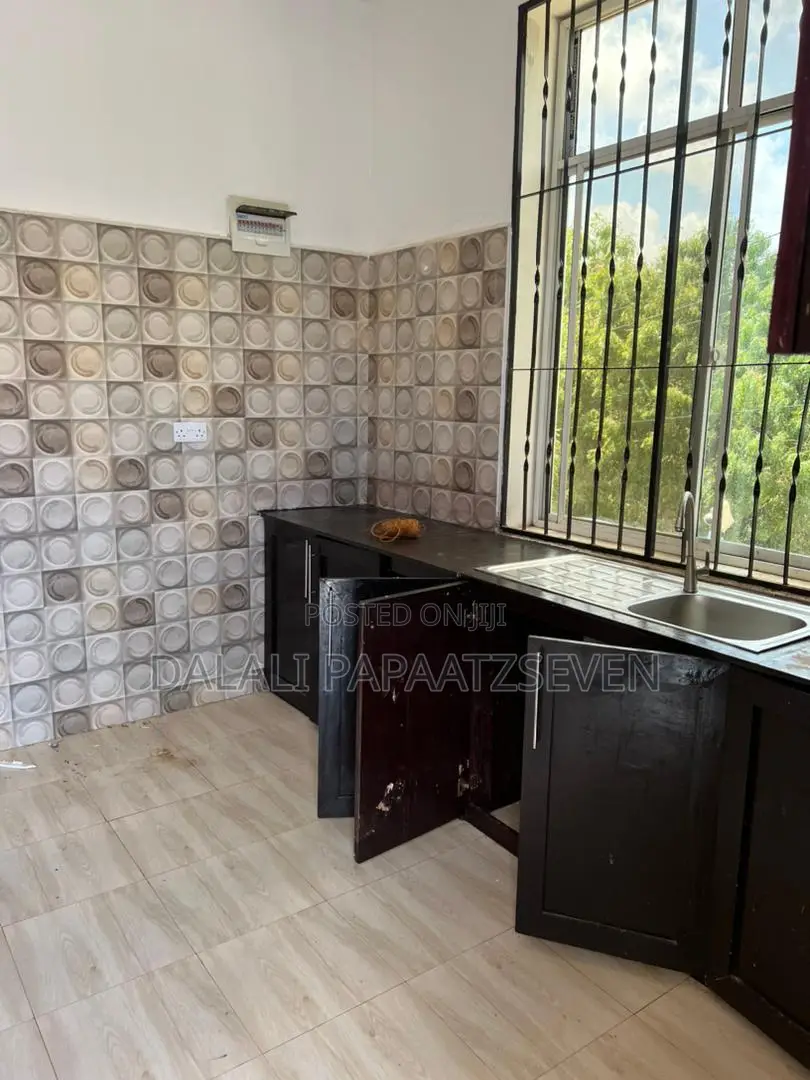 2bdrm Apartment in Dalalipapaatzseven, Kinondoni for rent