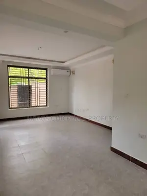 2bdrm Apartment in Regent Estate for rent