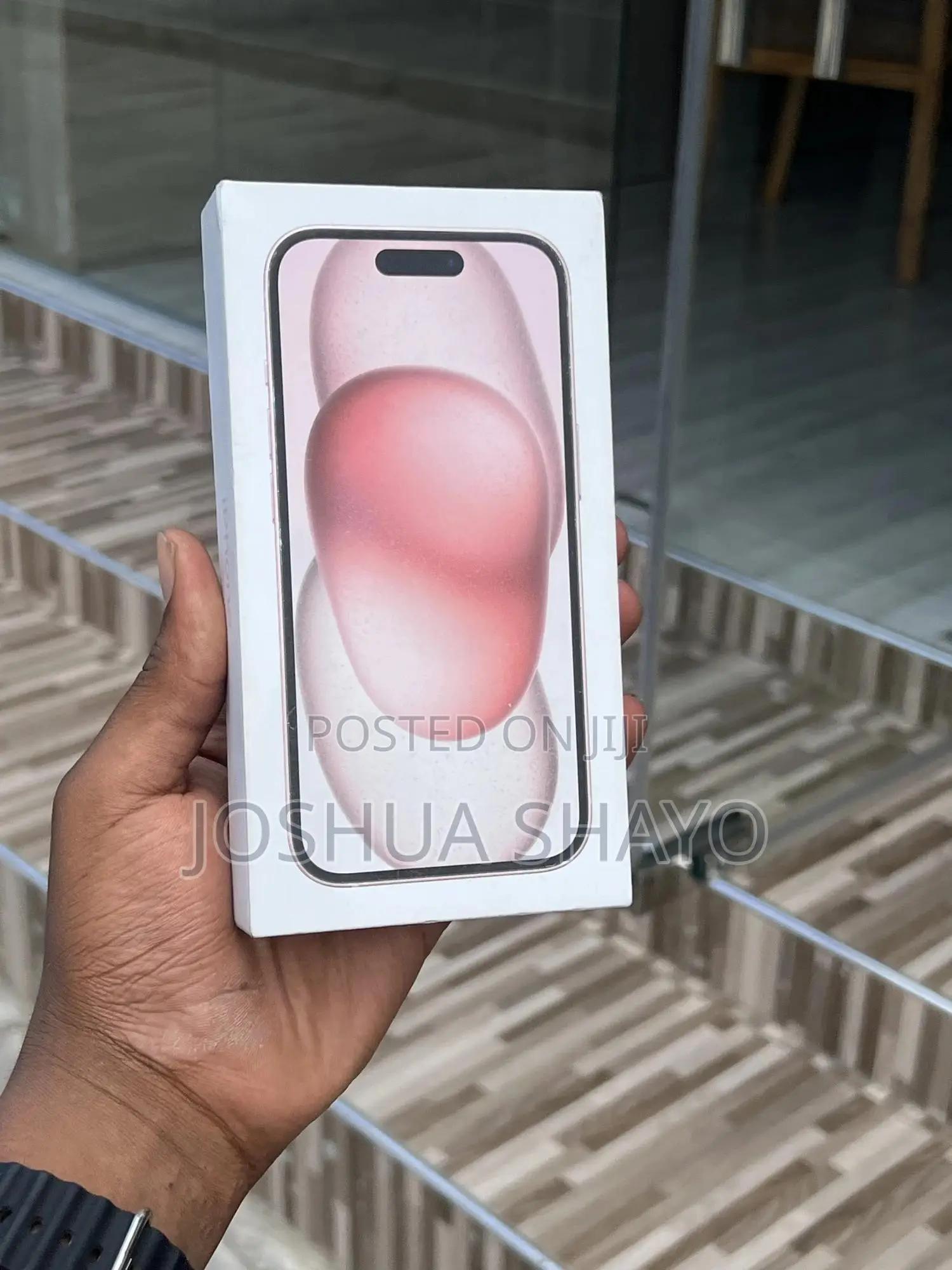 New Apple iPhone 15 128 GB Pink