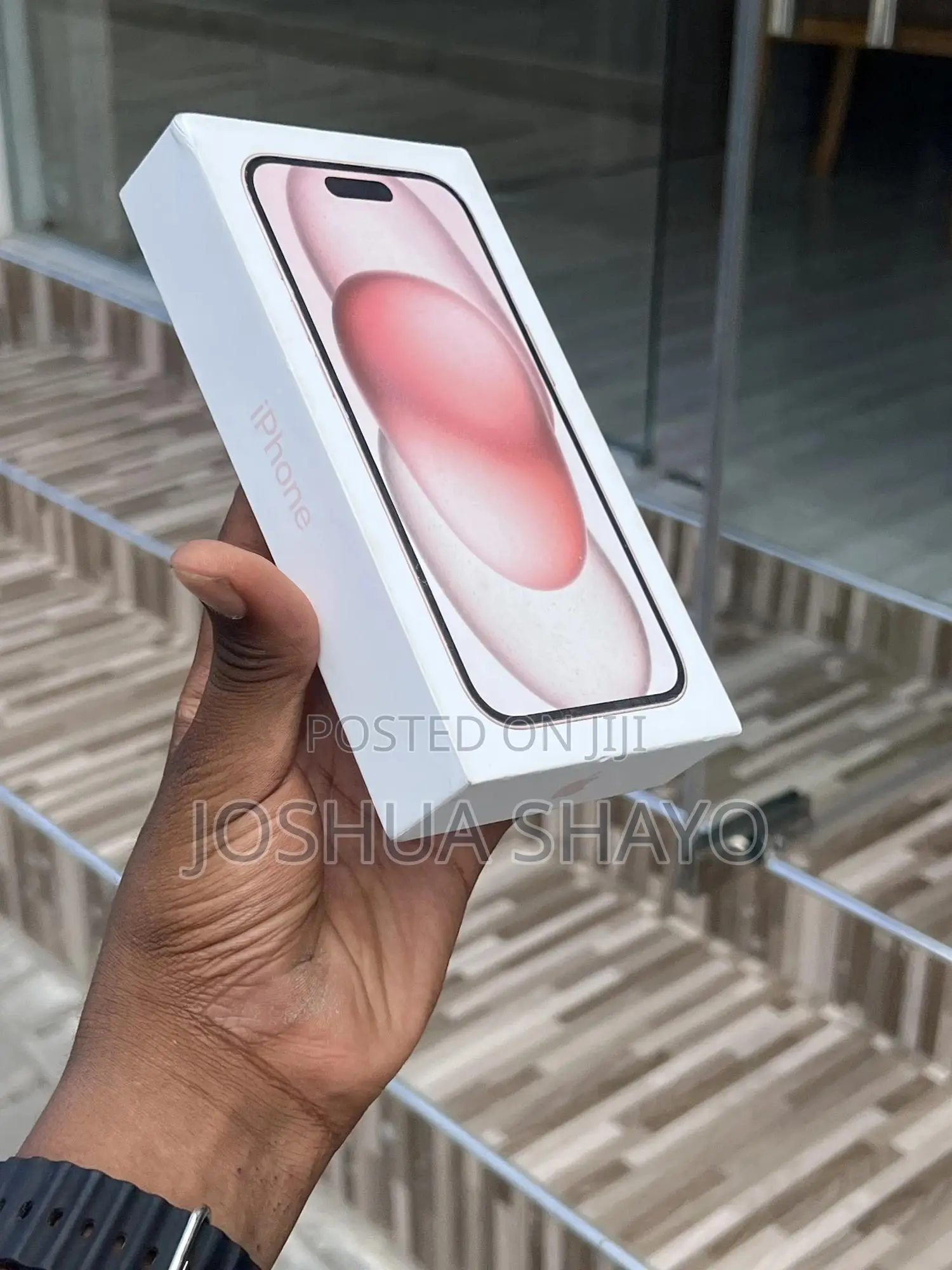 New Apple iPhone 15 128 GB Pink