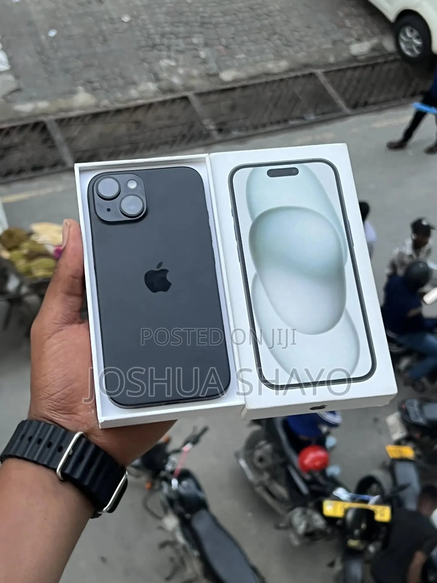 New Apple iPhone 15 128 GB Blue