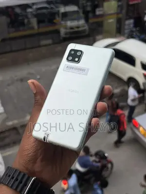 Sharp Aquos sense5G 64 GB Silver
