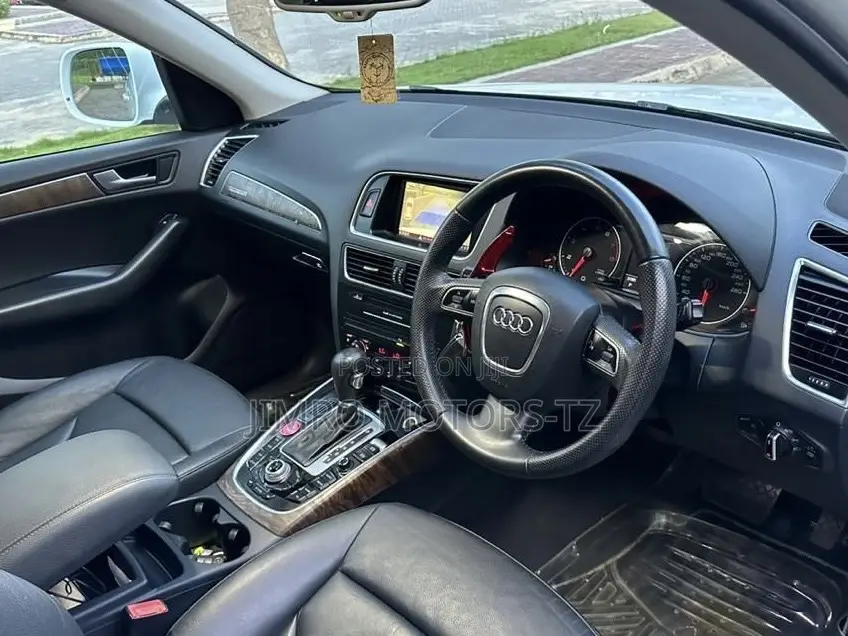 Audi Q5 2010 White