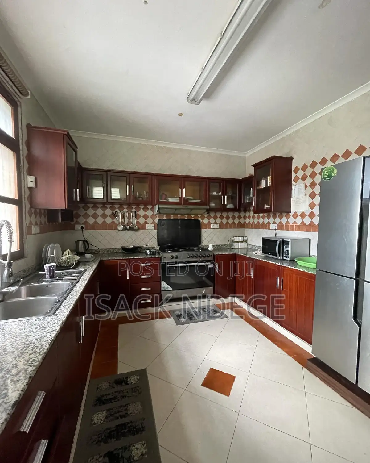 Furnished 5bdrm House in Bahari Beach, Kinondoni for rent