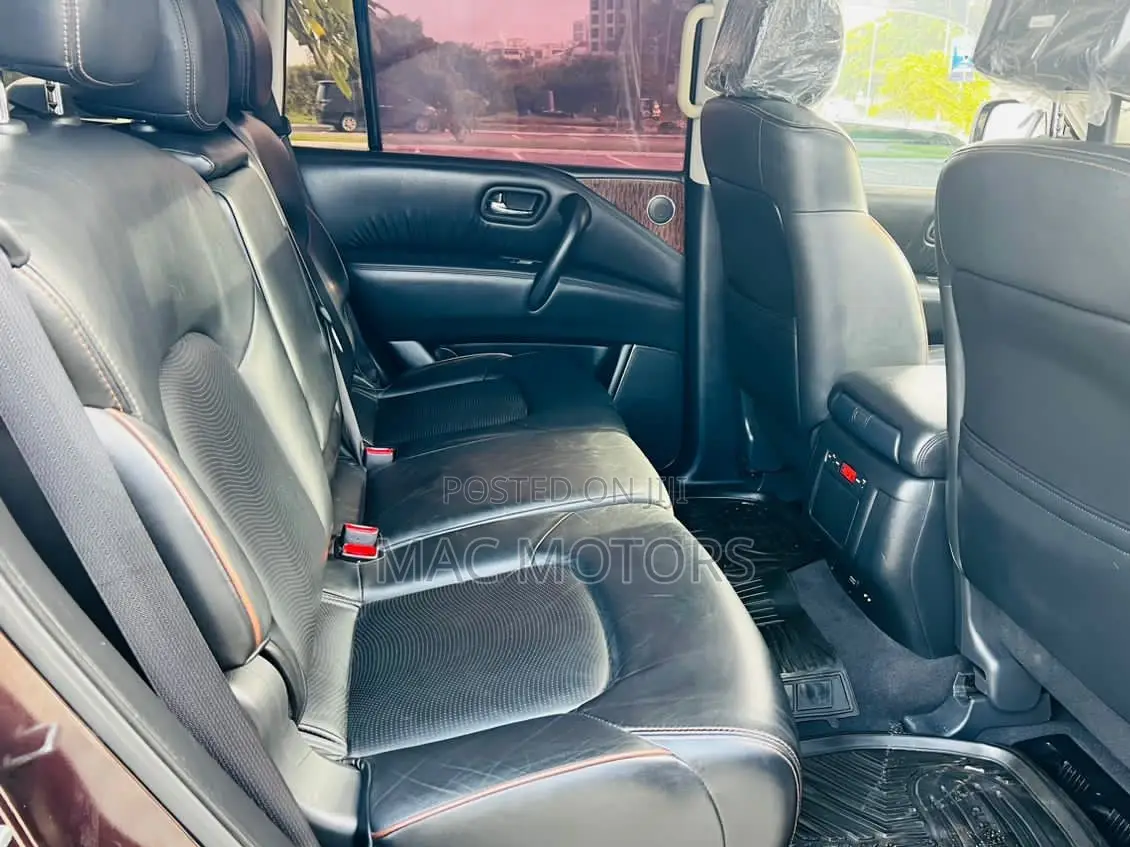 Nissan Patrol 2015 Burgundy