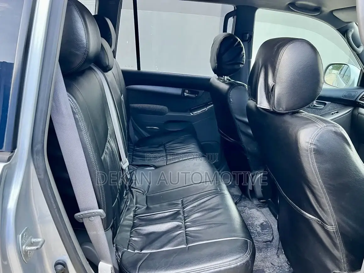 Toyota Land Cruiser Prado 3.0 D-4D 5dr 2006 Silver