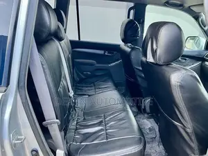 Toyota Land Cruiser Prado 3.0 D-4D 5dr 2006 Silver