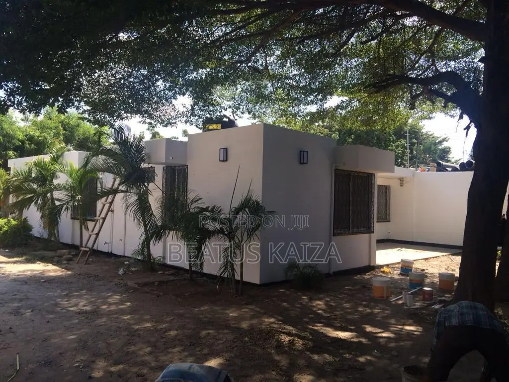 4bdrm House in Msasani for sale