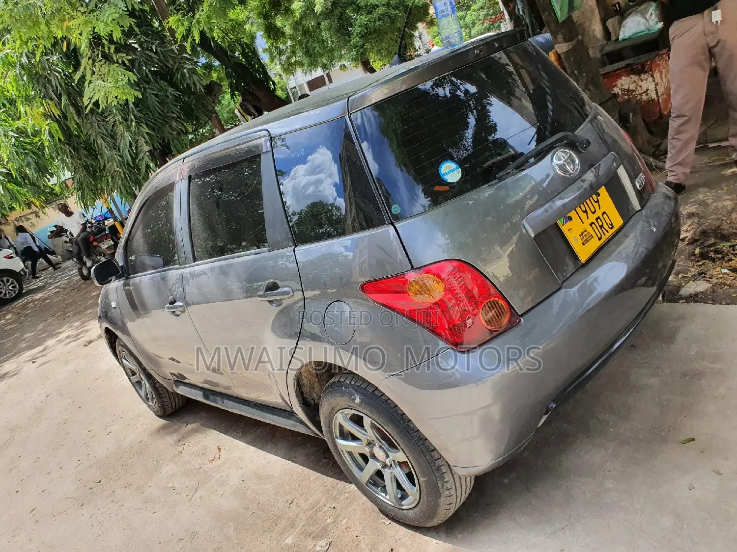 Toyota IST 2002 Gray