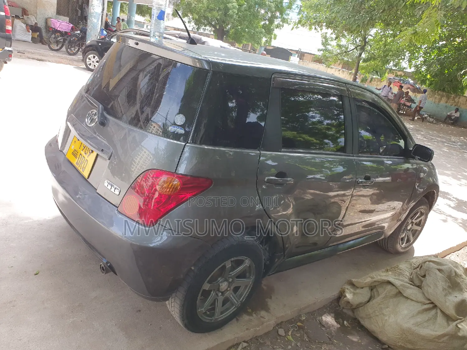 Toyota IST 2002 Gray
