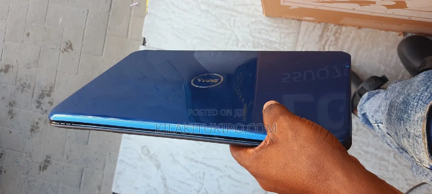 New Laptop Dell Inspiron 14 5000 4GB Intel Core I5 HDD 640GB