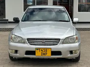 Photo - Toyota Altezza 2004 Silver