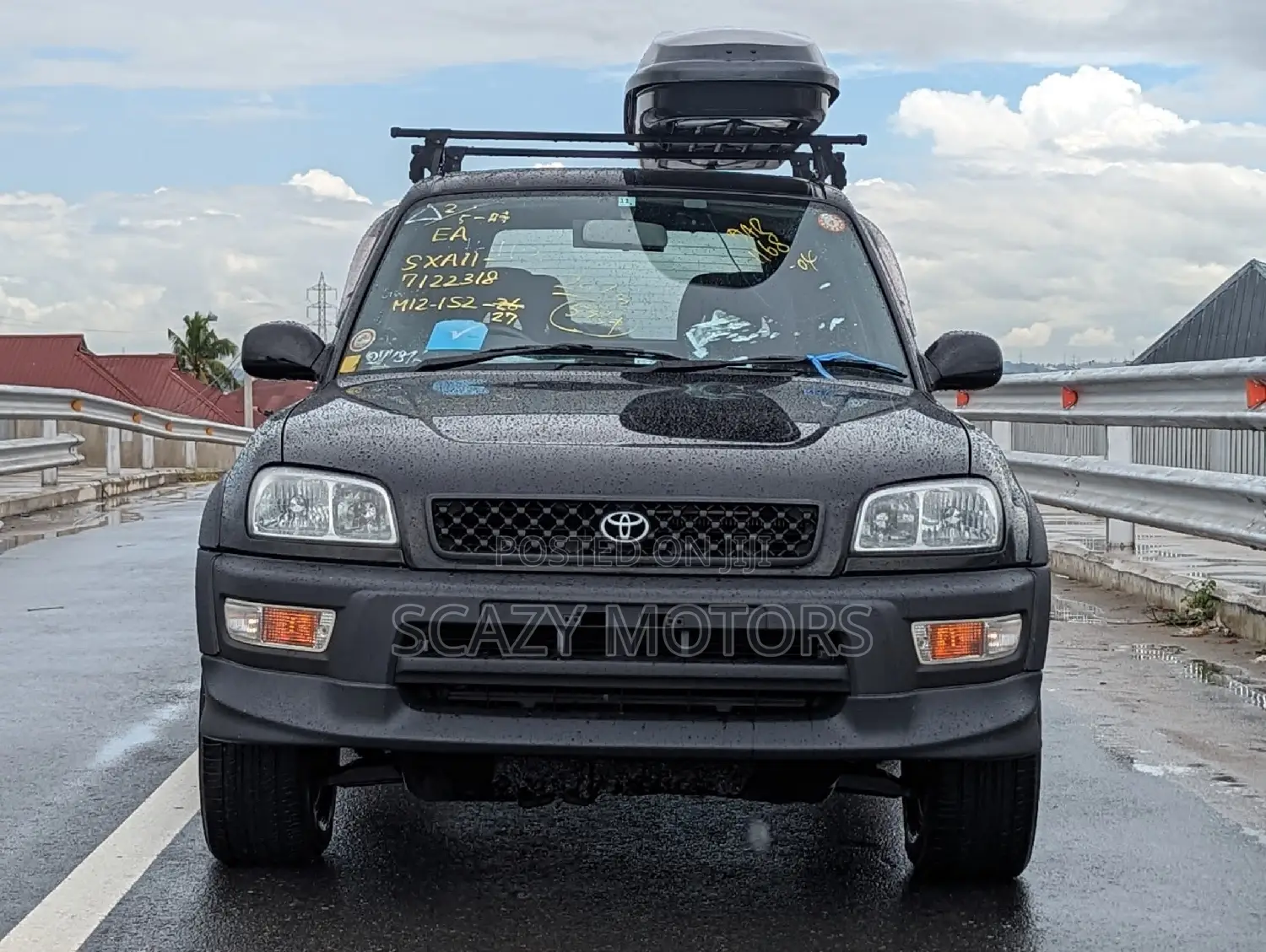 Toyota RAV4 1999 Black