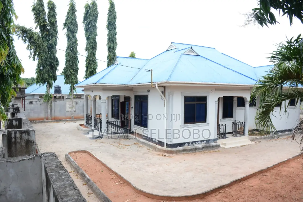 3bdrm Bungalow in Chanika for sale