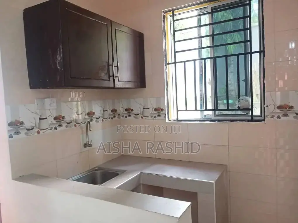 1bdrm Apartment in Kimara for rent