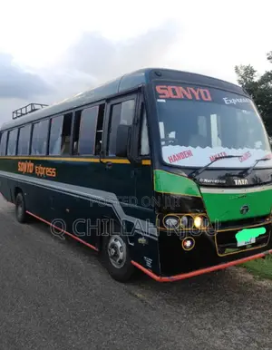 Tata Starbus Ultra Skool 1990 Black