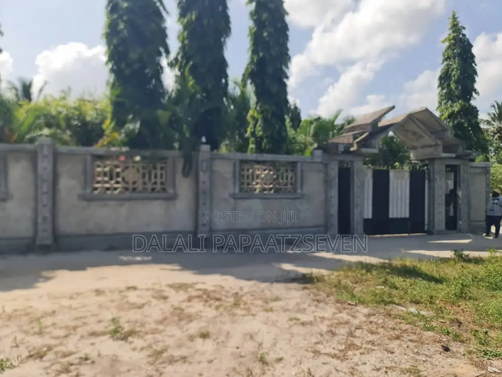 3bdrm House in Dalalipapaatzseven, Vikindu for sale