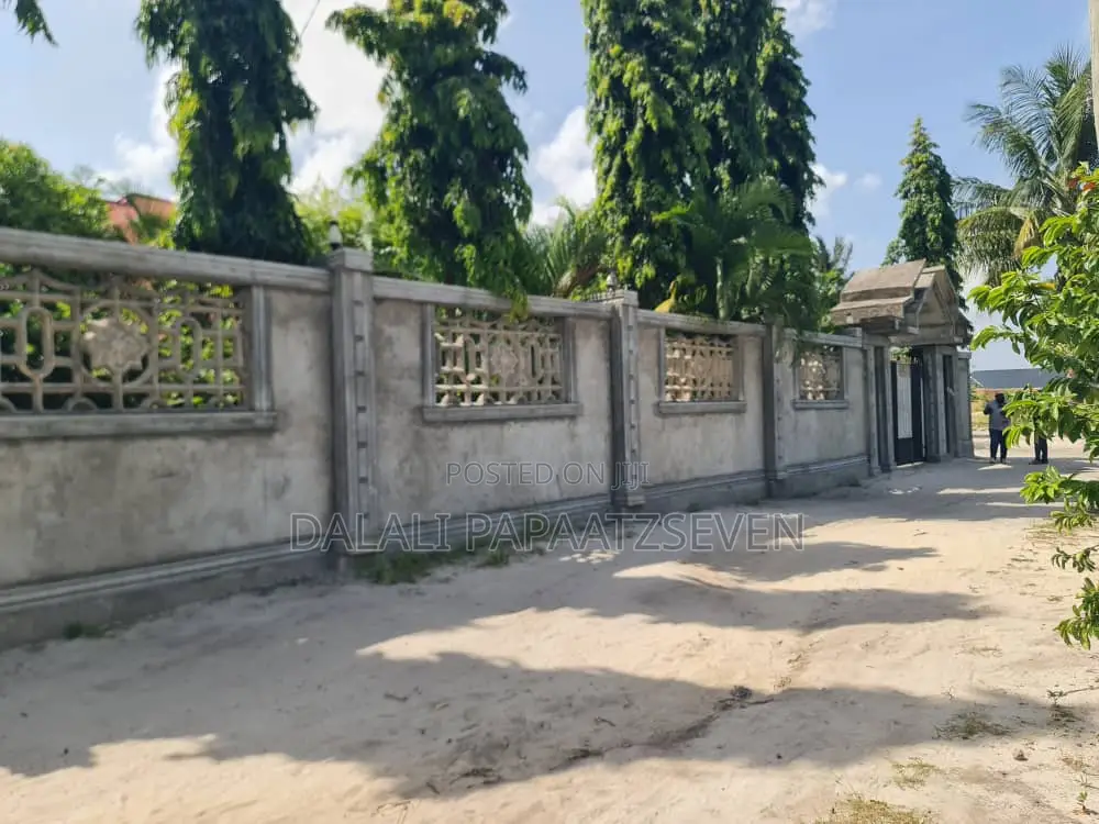3bdrm House in Dalalipapaatzseven, Vikindu for sale
