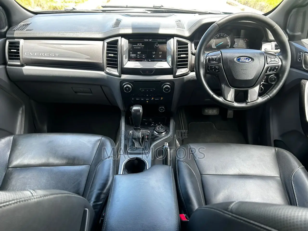 Ford Everest 2017 Blue