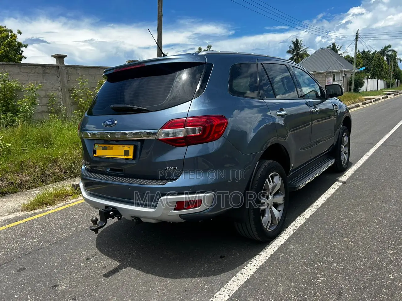 Ford Everest 2017 Blue