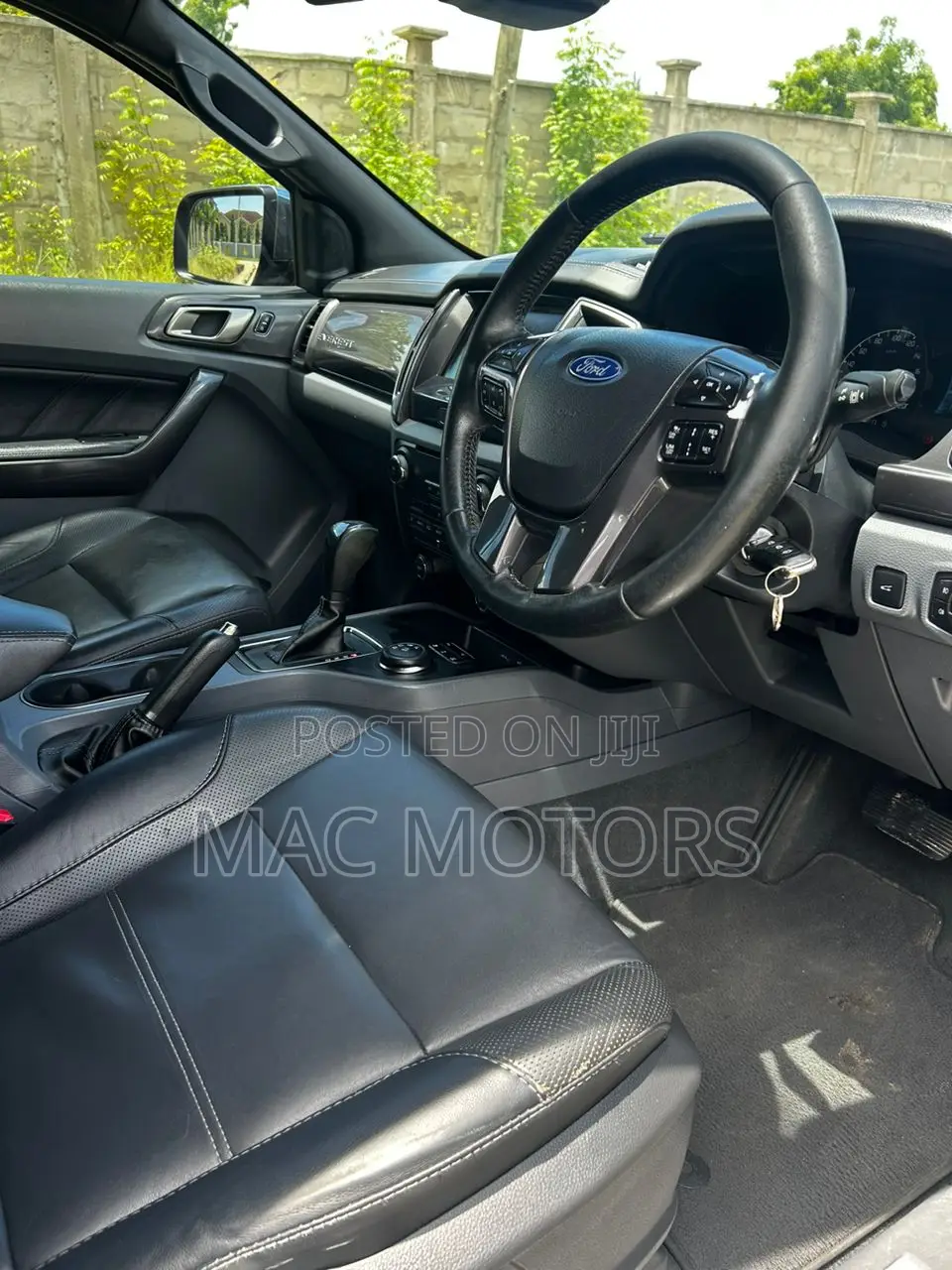 Ford Everest 2017 Blue