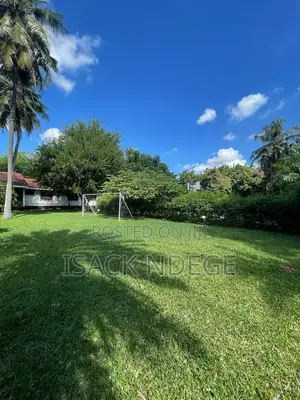 Kiwanja SQM 4000 Kinauzwa Bahari Beach
