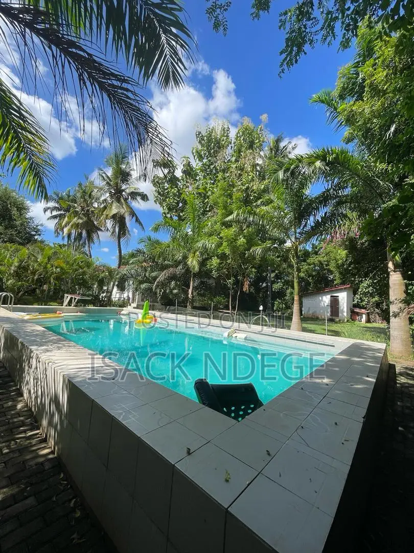 Kiwanja SQM 4000 Kinauzwa Bahari Beach