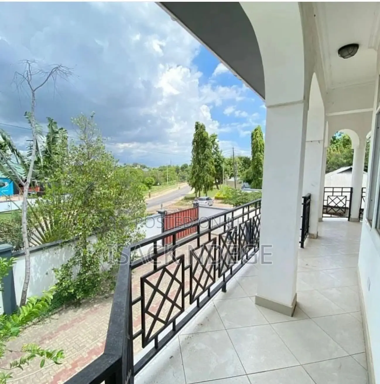 Furnished 3bdrm Apartment in Bahari Beach, Kinondoni for rent