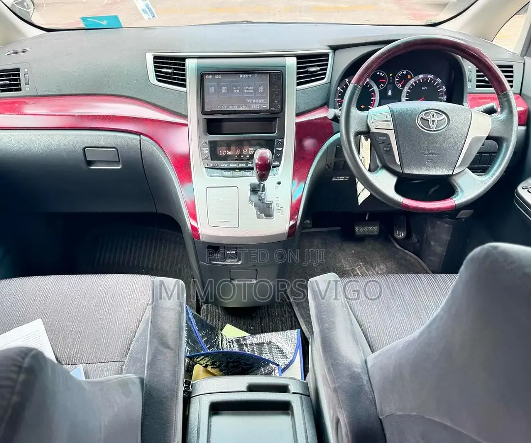 Toyota Vellfire 2008 Burgundy