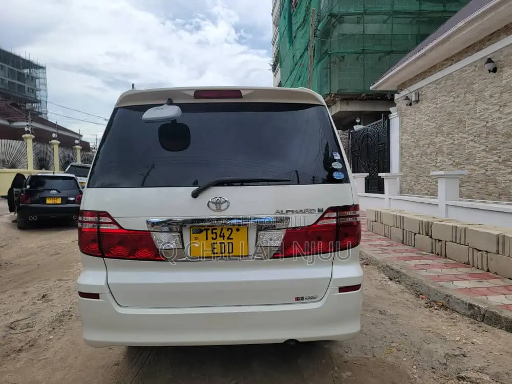 Toyota Alphard 2009 White