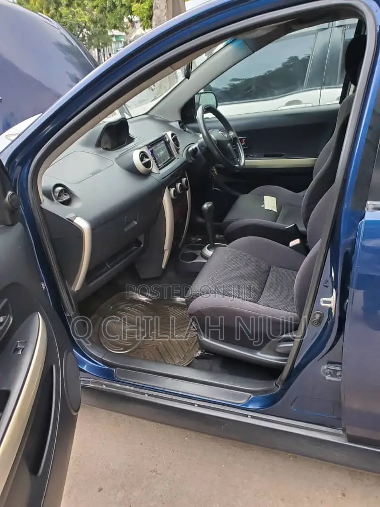 Toyota IST 2003 Blue