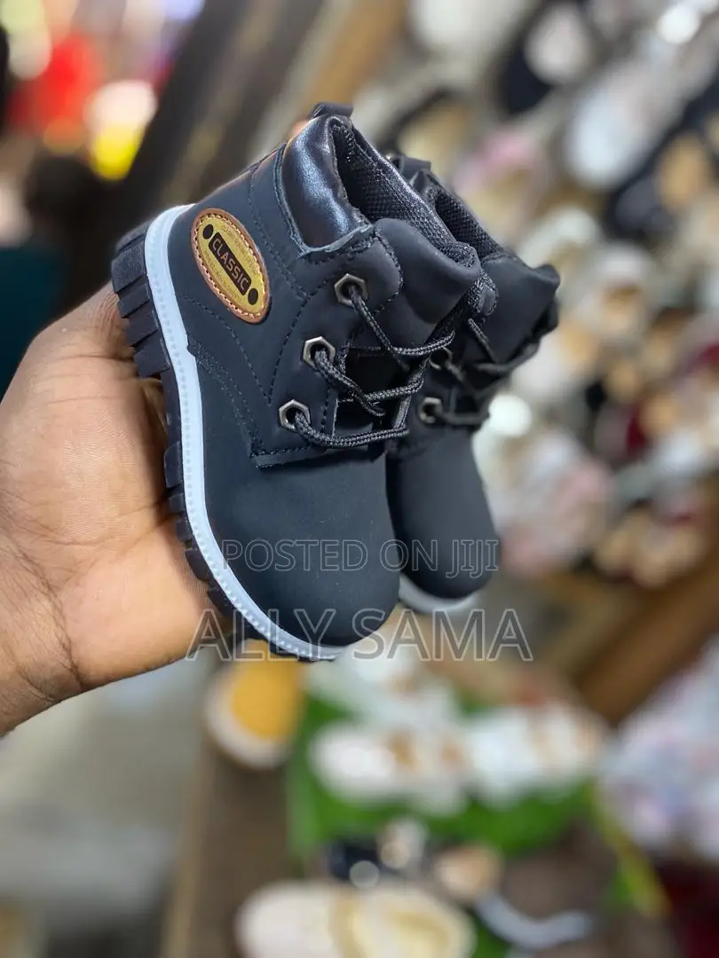 KIDS Unisex Boots Quality