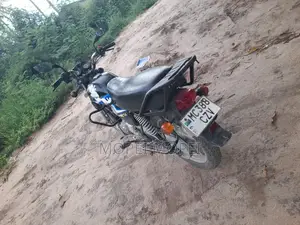 TVS HLX 125 2020 Black