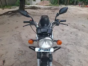 TVS HLX 125 2020 Black