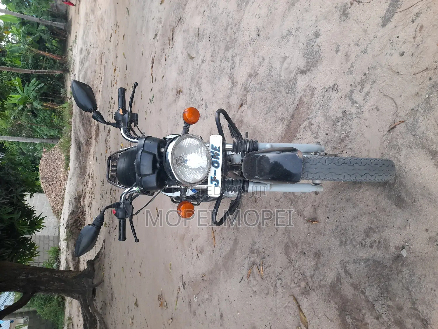 TVS HLX 125 2020 Black