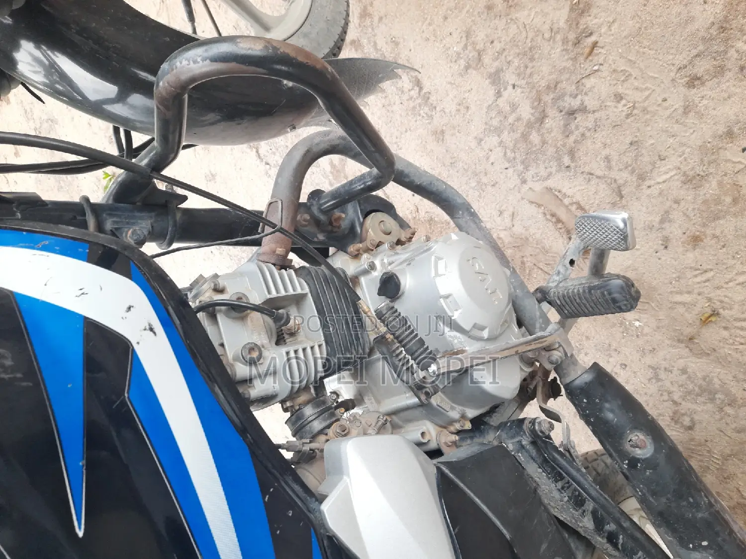 TVS HLX 125 2020 Black