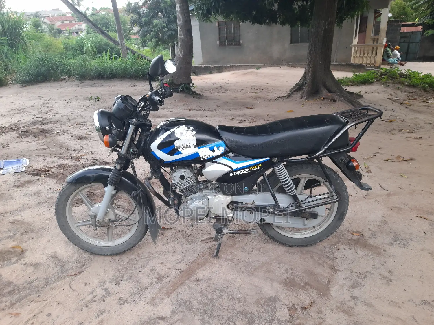 TVS HLX 125 2020 Black