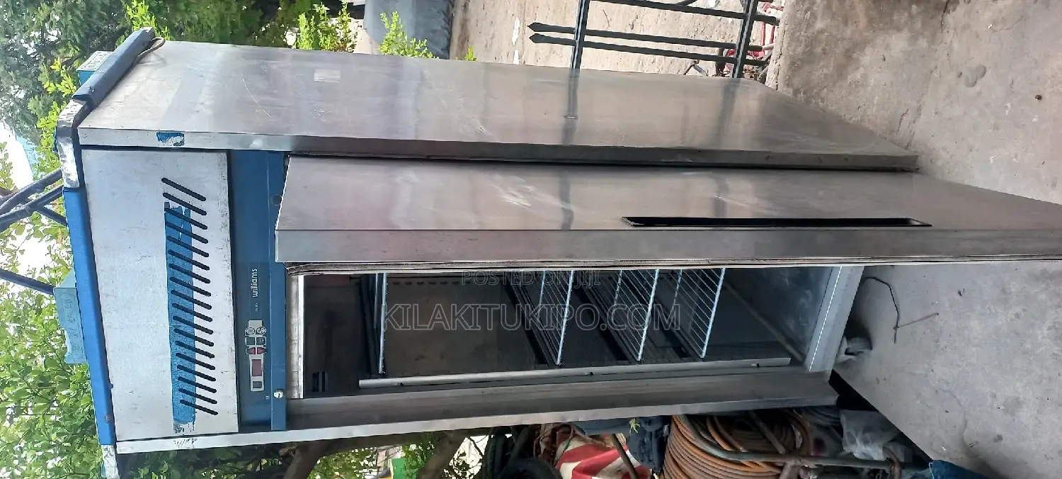 Williams Heavh Duty Upright Fridge 620L