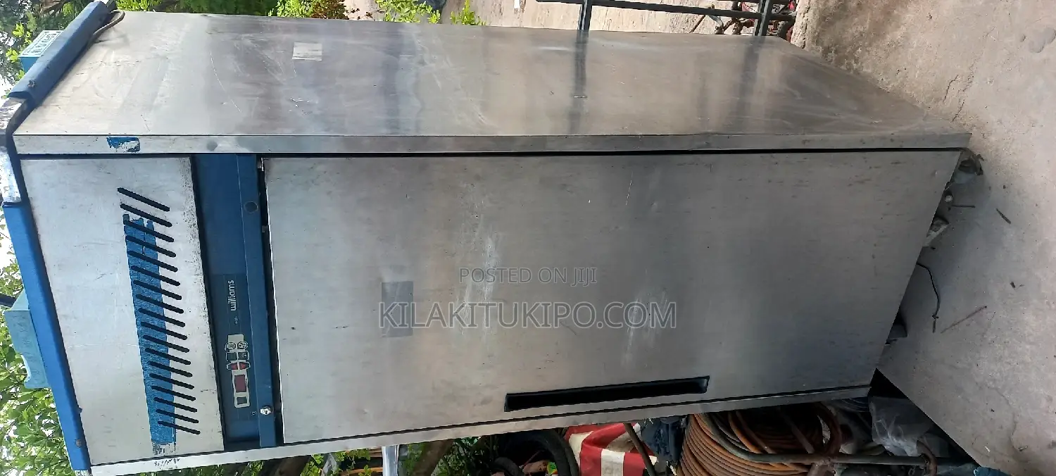 Williams Heavh Duty Upright Fridge 620L