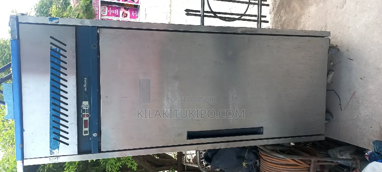 Williams Heavh Duty Upright Fridge 620L