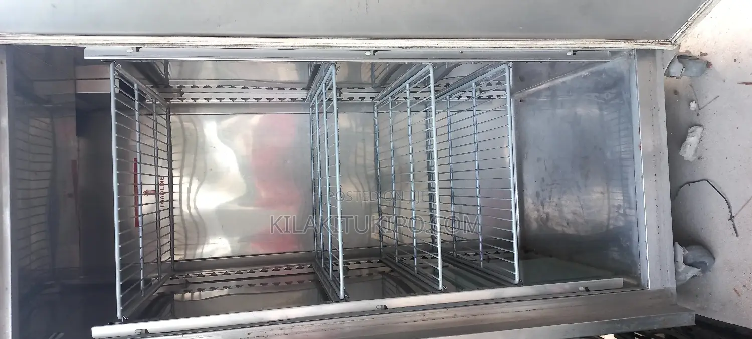 Williams Heavh Duty Upright Fridge 620L