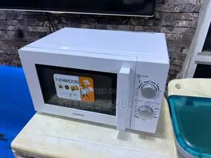Kenn Wood Micro Ovena