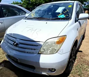 Toyota IST 2007 White