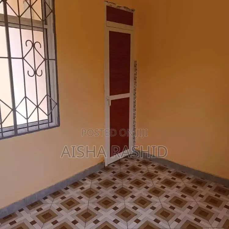 1bdrm Apartment in Kimara for rent
