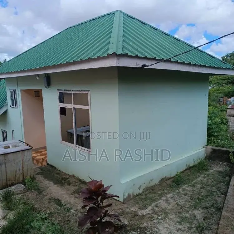 1bdrm Apartment in Kimara for rent