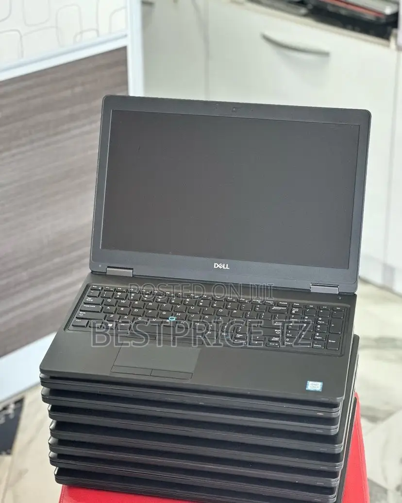 Laptop Dell Precision 15 3520 16GB Intel Core I5 SSD 512GB