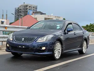 Toyota Crown 2010 Blue