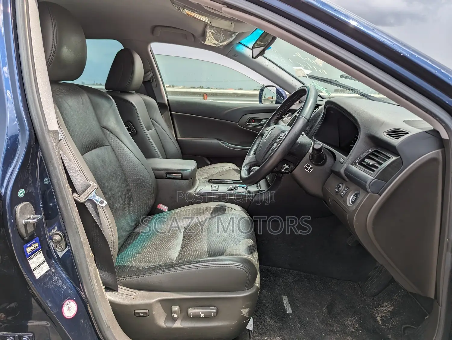 Toyota Crown 2010 Blue