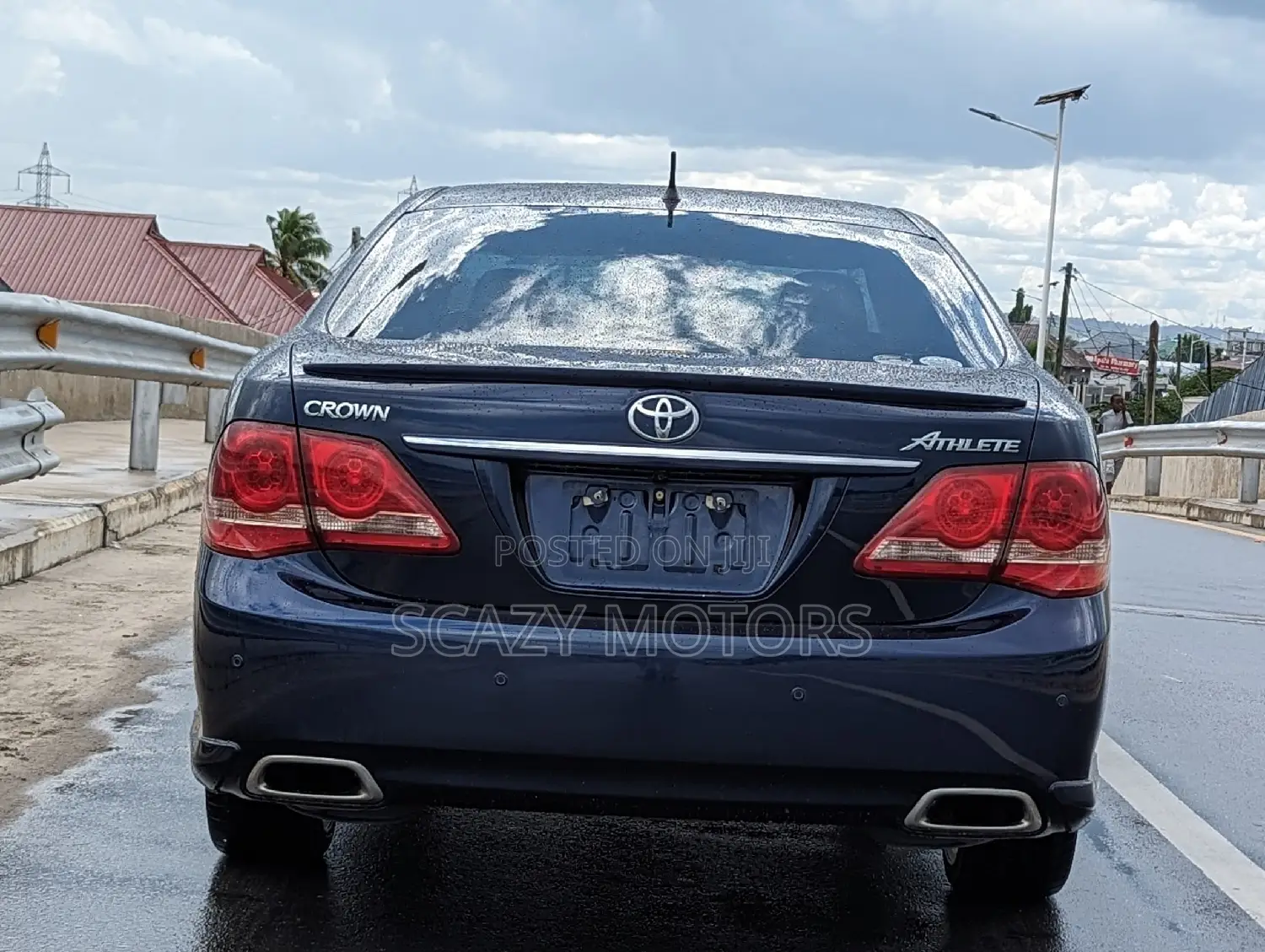 Toyota Crown 2010 Blue
