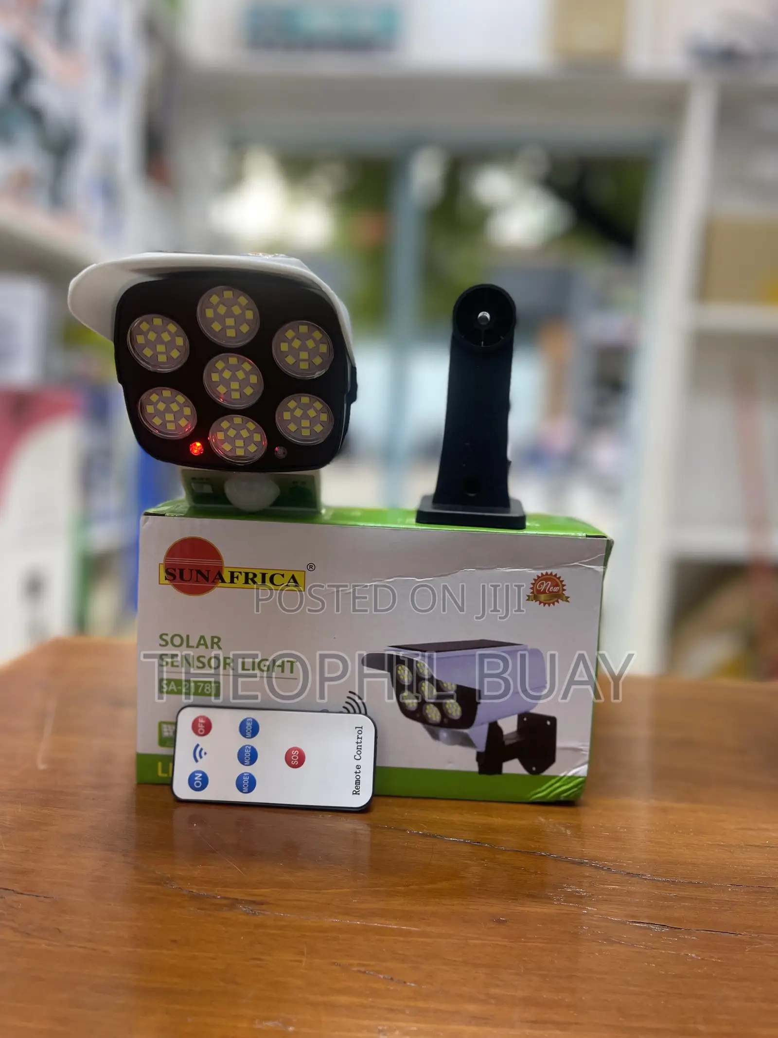 Sunafrica Solar Sensor Light With Remote